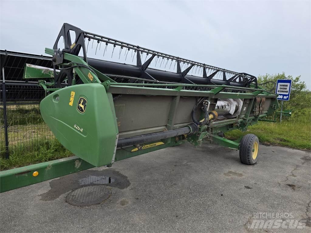 John Deere T670 Mähdrescher