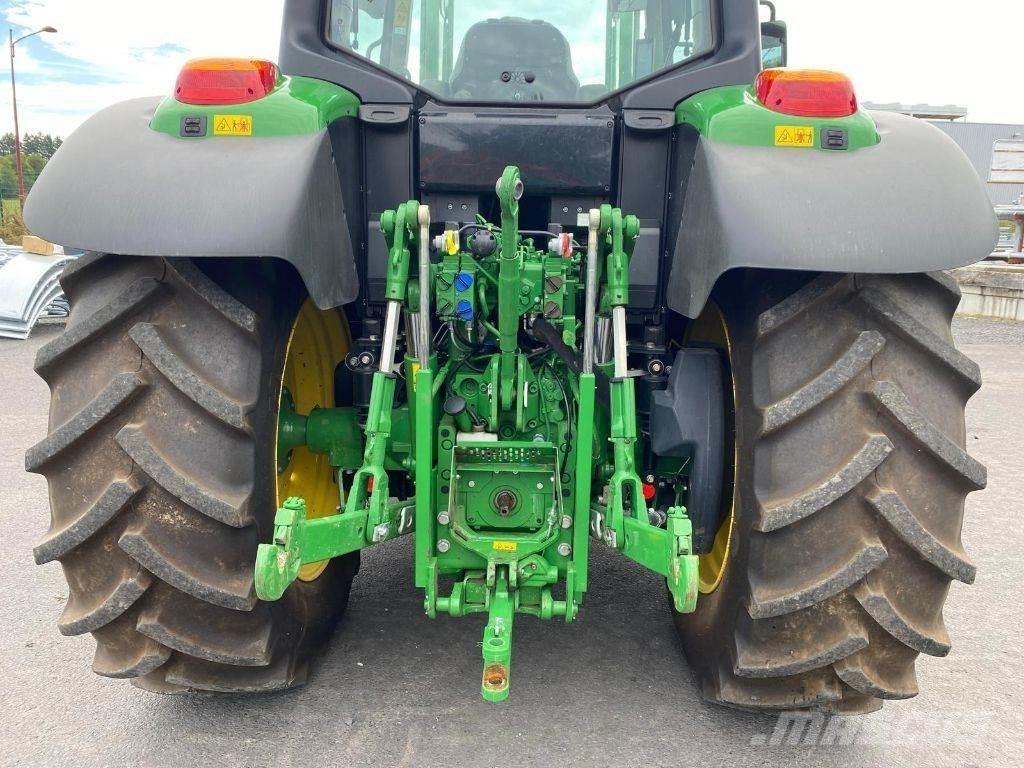 John Deere 6120M Traktoren