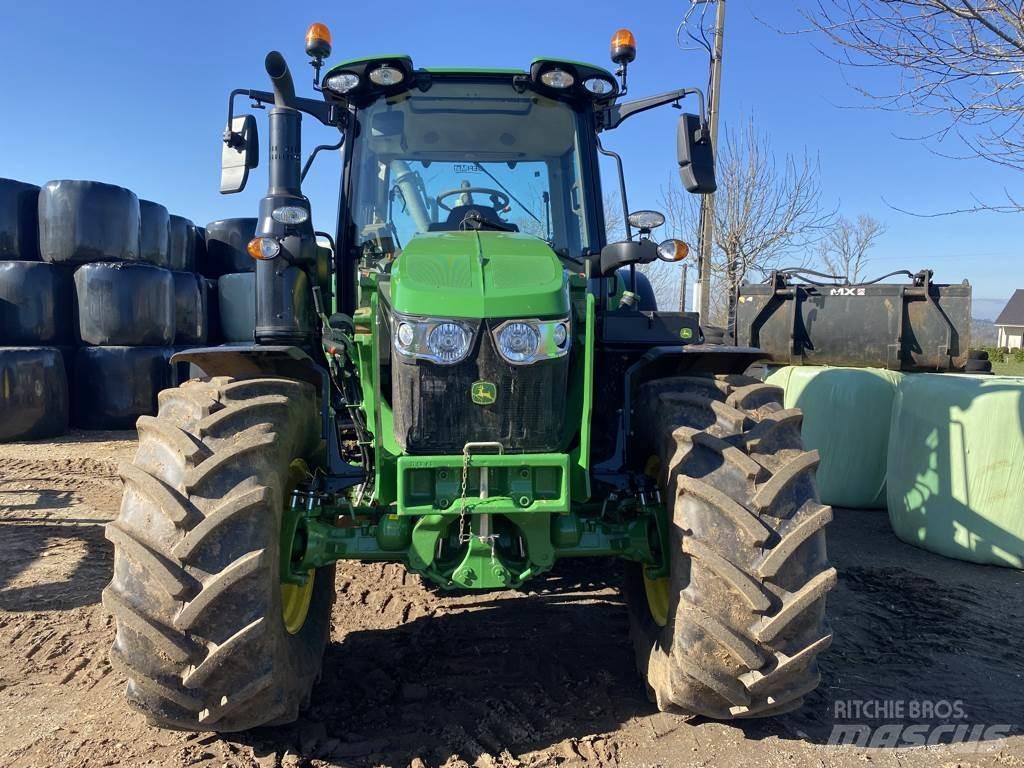 John Deere 6120M Traktoren