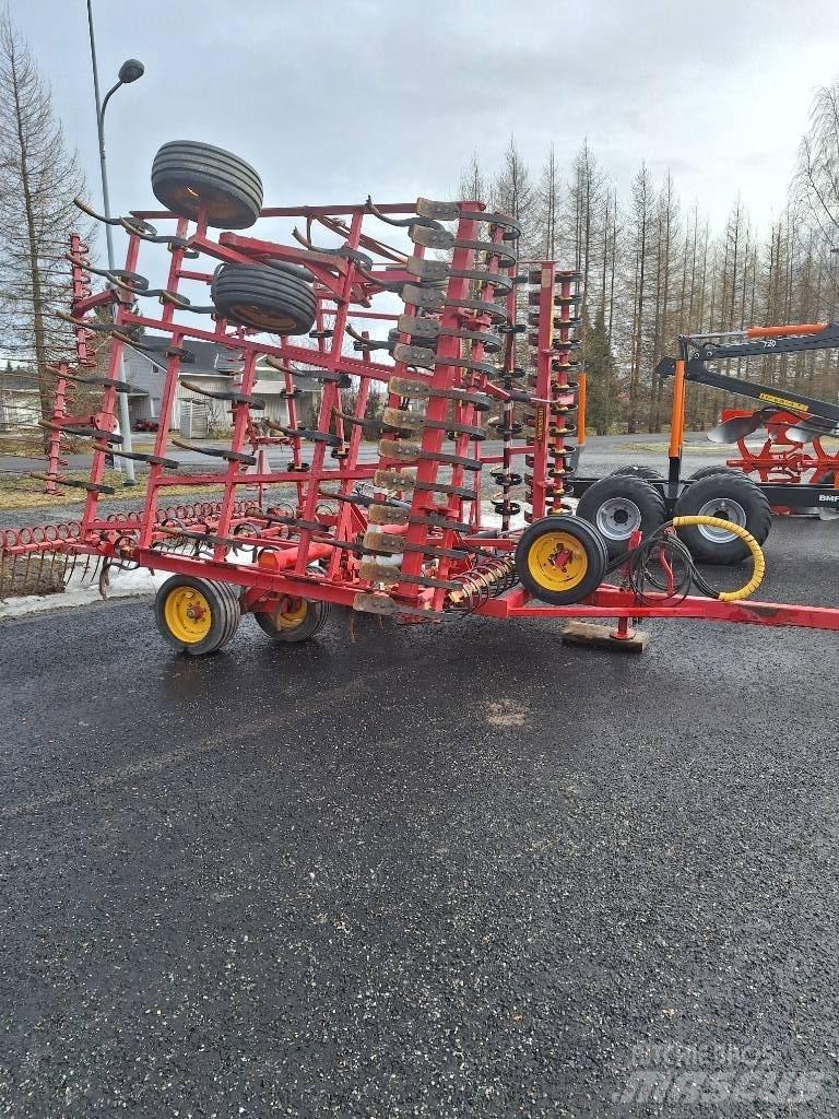 Väderstad NZE 700 Eggen