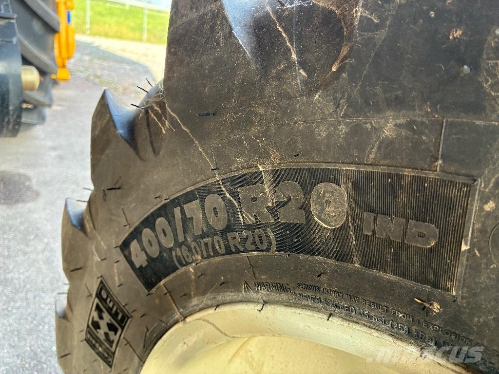 New Holland Tc 4.90 Mähdrescher