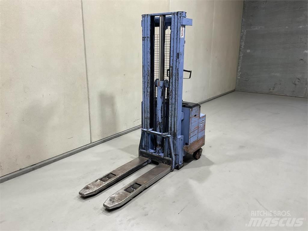 BT LSV 1250 E Selbstfahrstapler