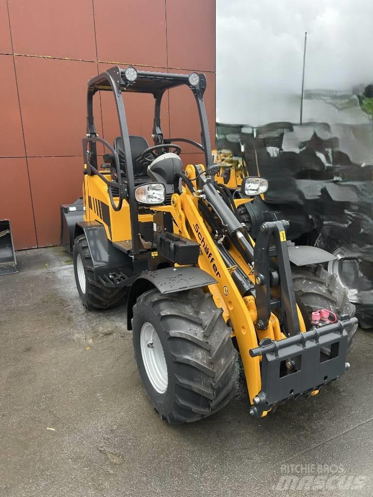 Schäffer 2445S Kompaktlader