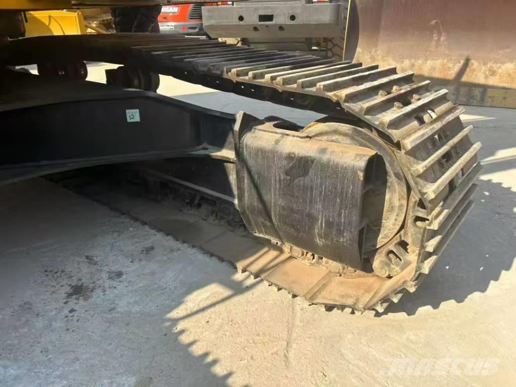 CAT 330D2L Raupenbagger