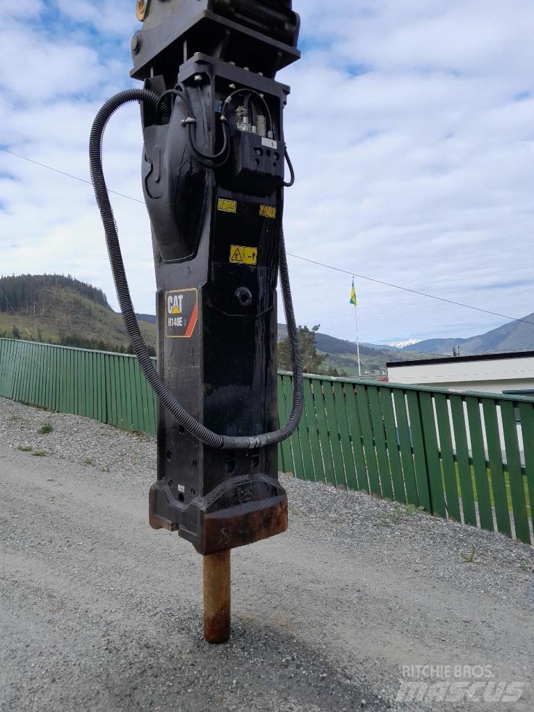 CAT H140ES Hammer / Brecher