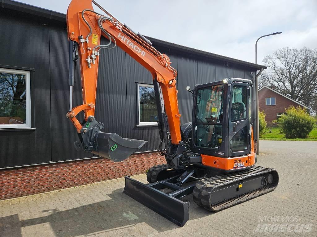 Hitachi ZX 55 U-5 Minibagger < 7t