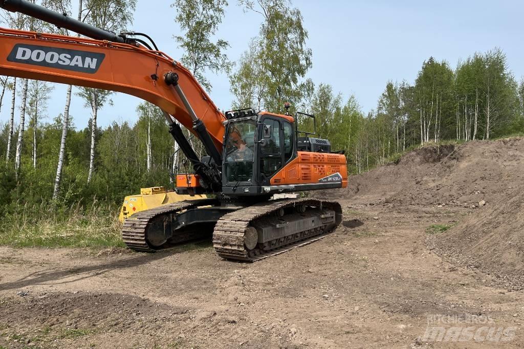 Doosan DX 420 LC Raupenbagger