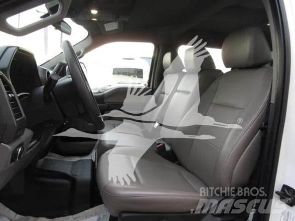 Ford F350 Pritschenwagen/Pritschenwagen mit Seitenklappe
