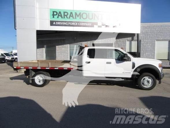 Ford F550 Pritschenwagen/Pritschenwagen mit Seitenklappe