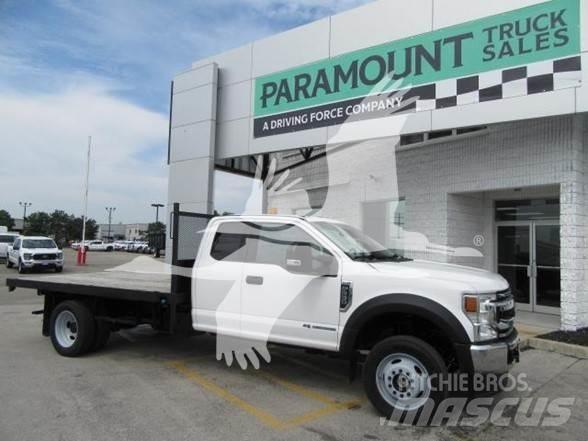 Ford F550 Pritschenwagen/Pritschenwagen mit Seitenklappe