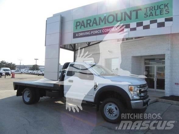 Ford F550 Pritschenwagen/Pritschenwagen mit Seitenklappe