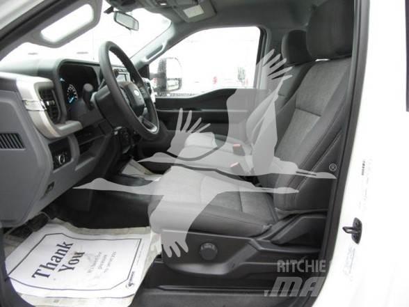 Ford F550 Sonstige Baumaschinen
