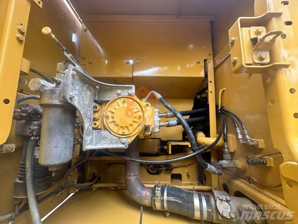 CAT 330 Raupenbagger