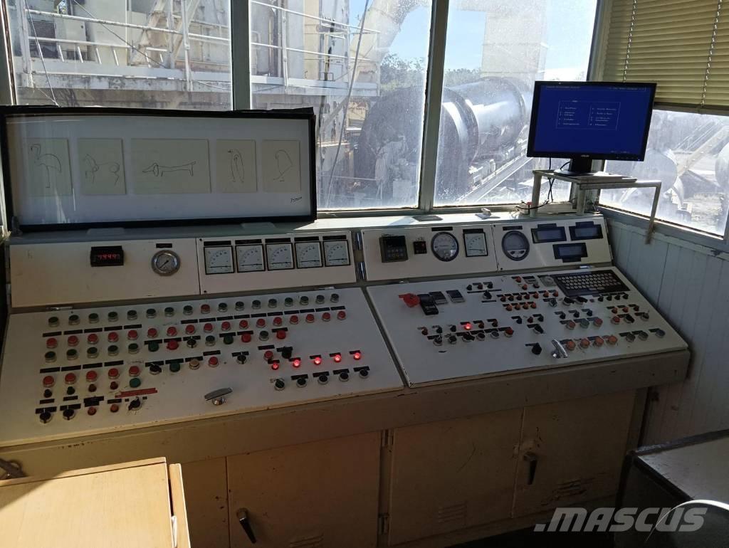  INTRAME UM-260 Asphalt-Mischmaschinen