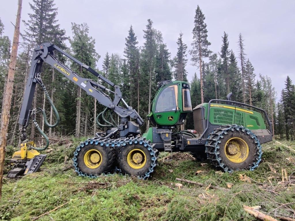 John Deere 1470 G Harvester