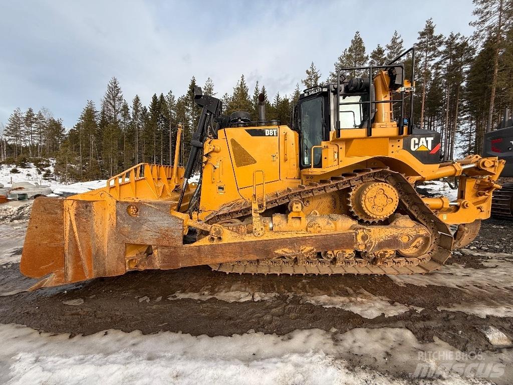 CAT D8T Bulldozer