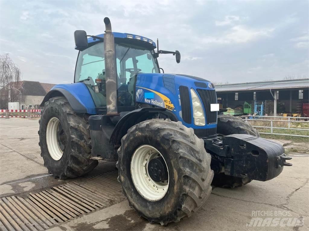 New Holland T8040 Traktoren