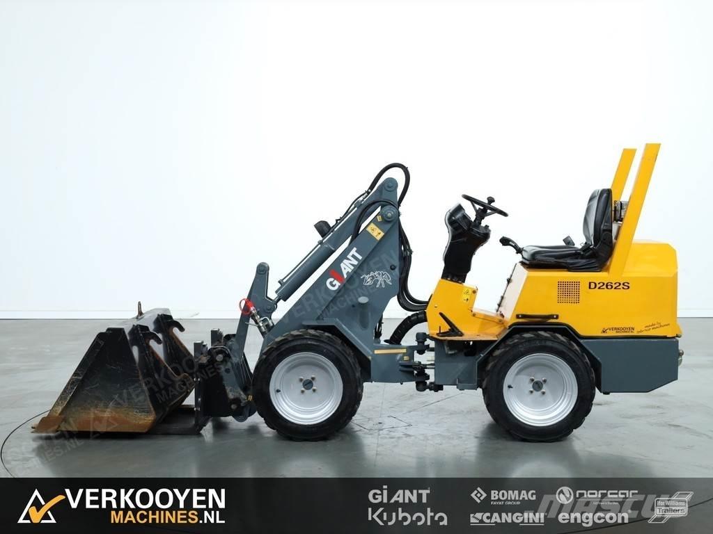 GiANT D262 S Radlader