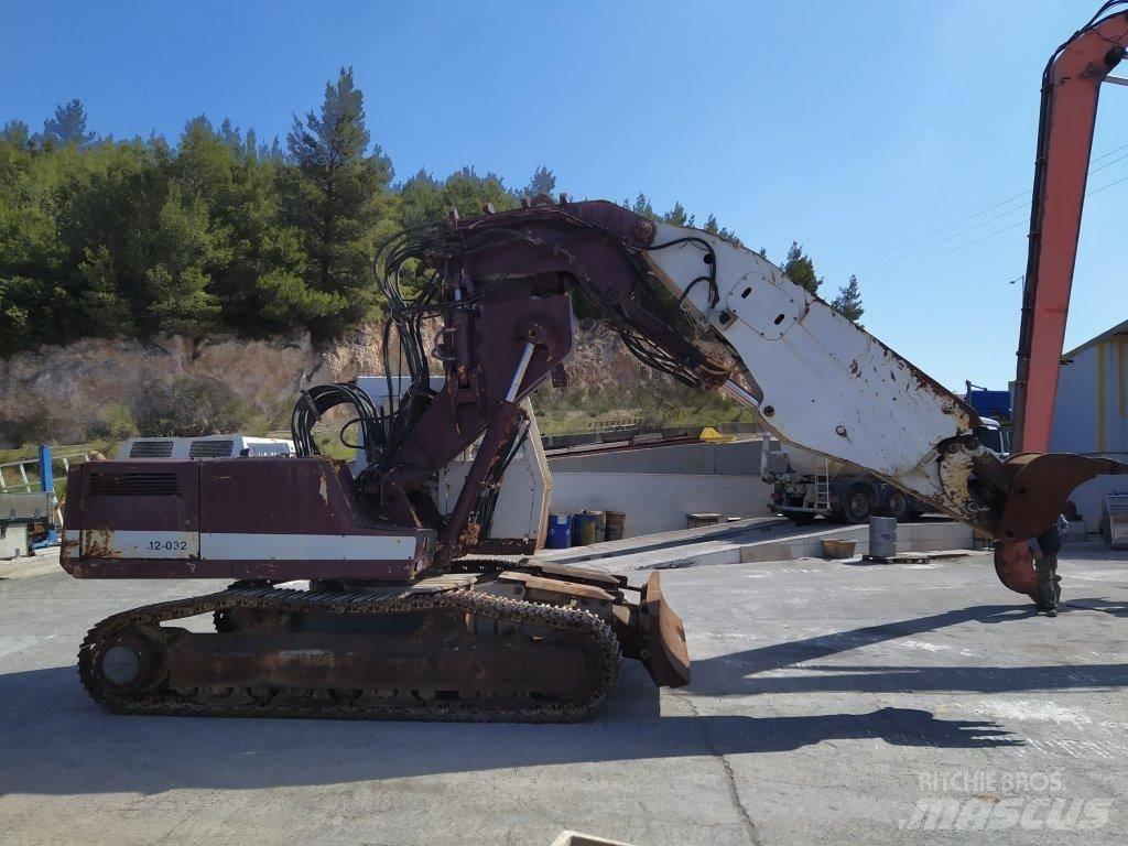 Liebherr 932T Raupenbagger