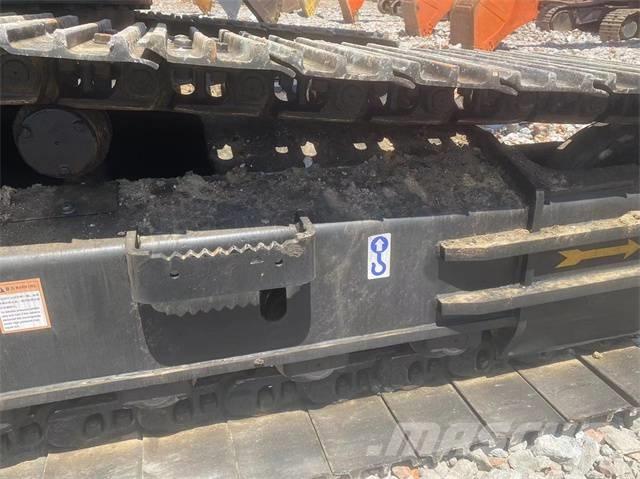 Sany SY215C Raupenbagger