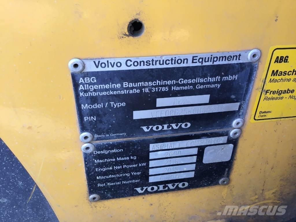 Volvo DD 25 Tandemwalzen