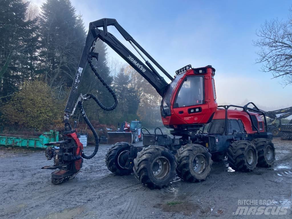 Komatsu 901XC Harvester