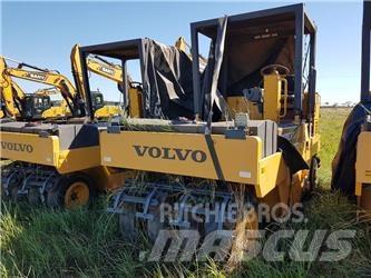 Volvo PT125 Gummiradwalzen