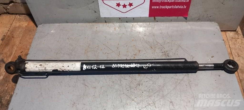 MAN TGL.    81978122318 Hydraulik