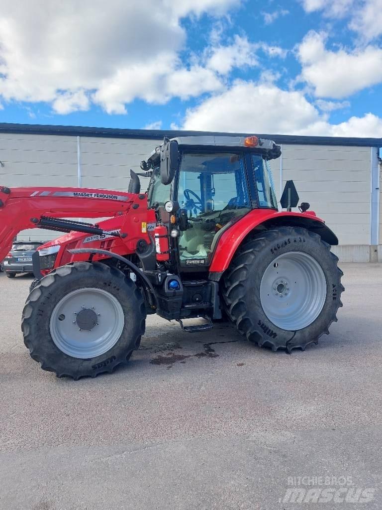 Massey Ferguson 5710 Traktoren