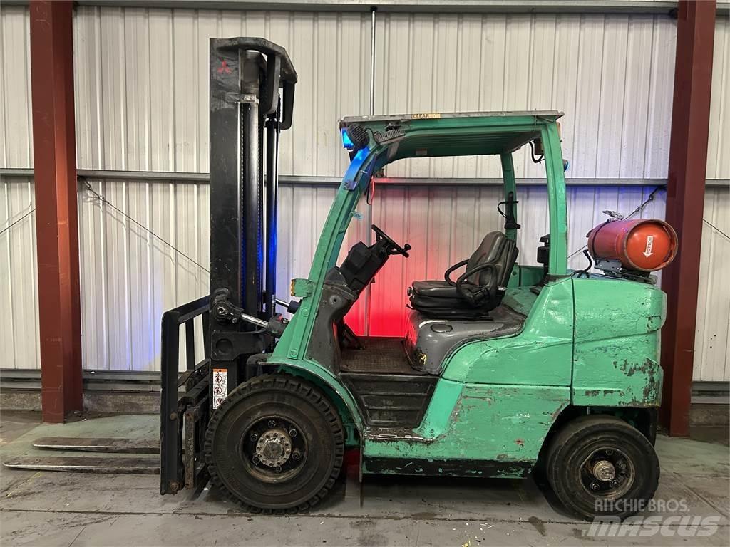 Mitsubishi FG40NT Gasstapler