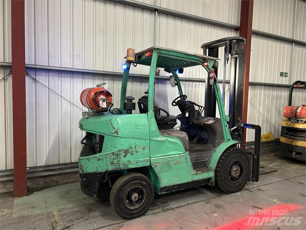 Mitsubishi FG40NT Gasstapler