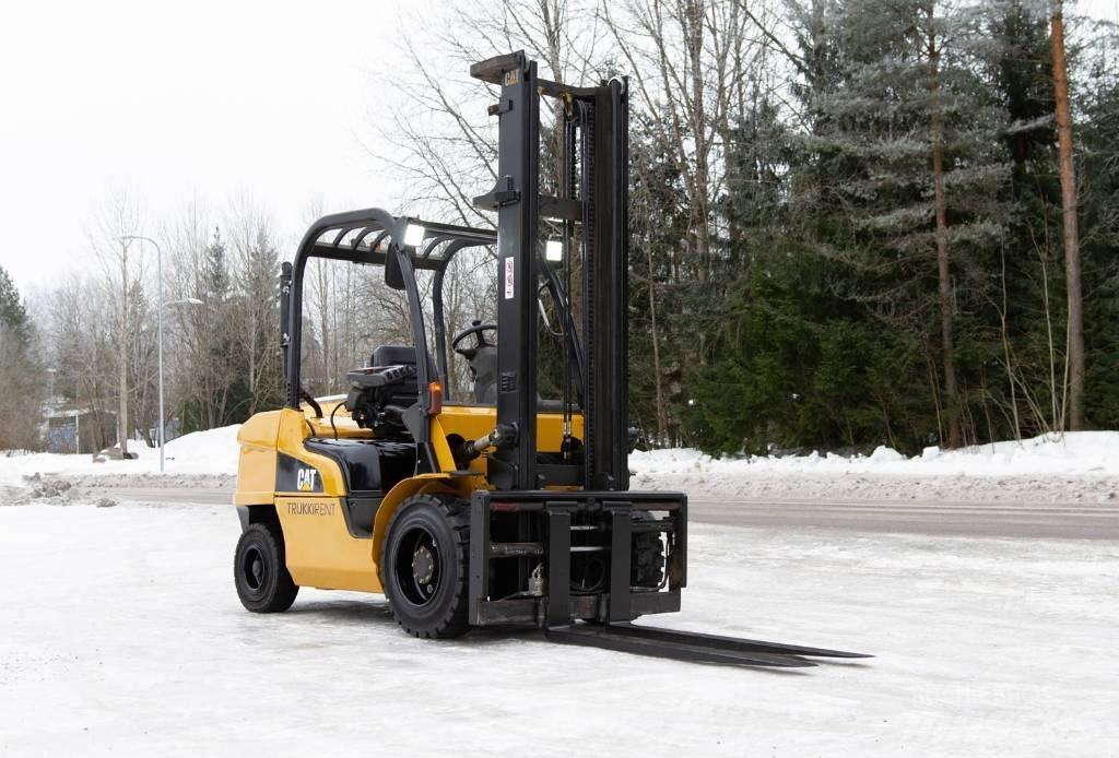 CAT DP 35 N Dieselstapler