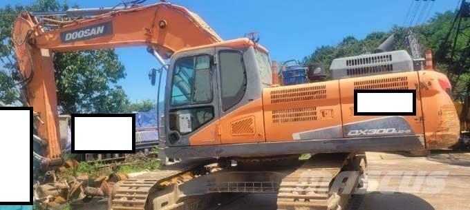 Doosan DX 300 LC-5 Raupenbagger