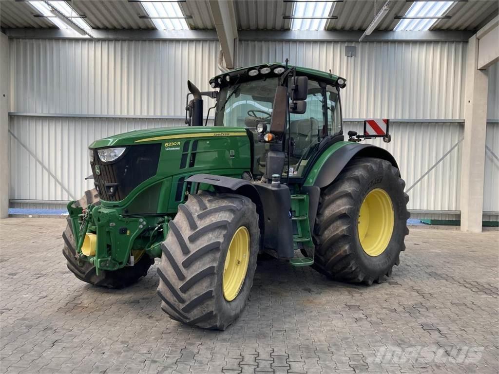 John Deere 6230R Traktoren
