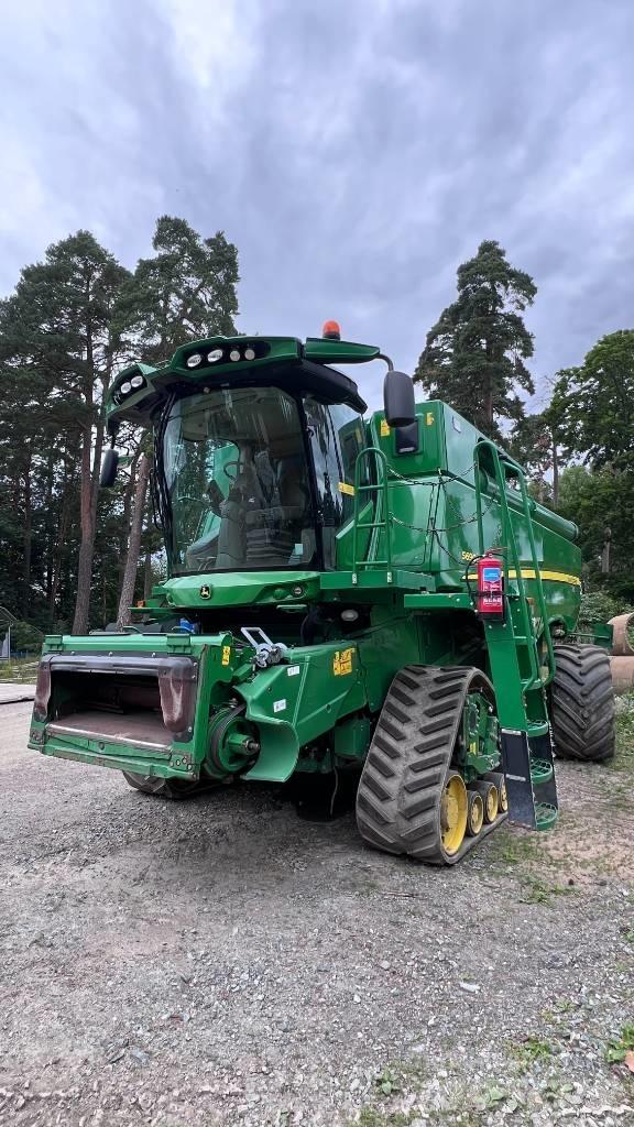 John Deere S 690 Mähdrescher
