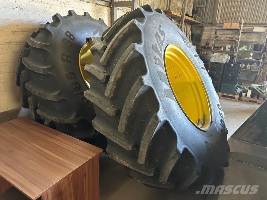 John Deere 8370 R Traktoren