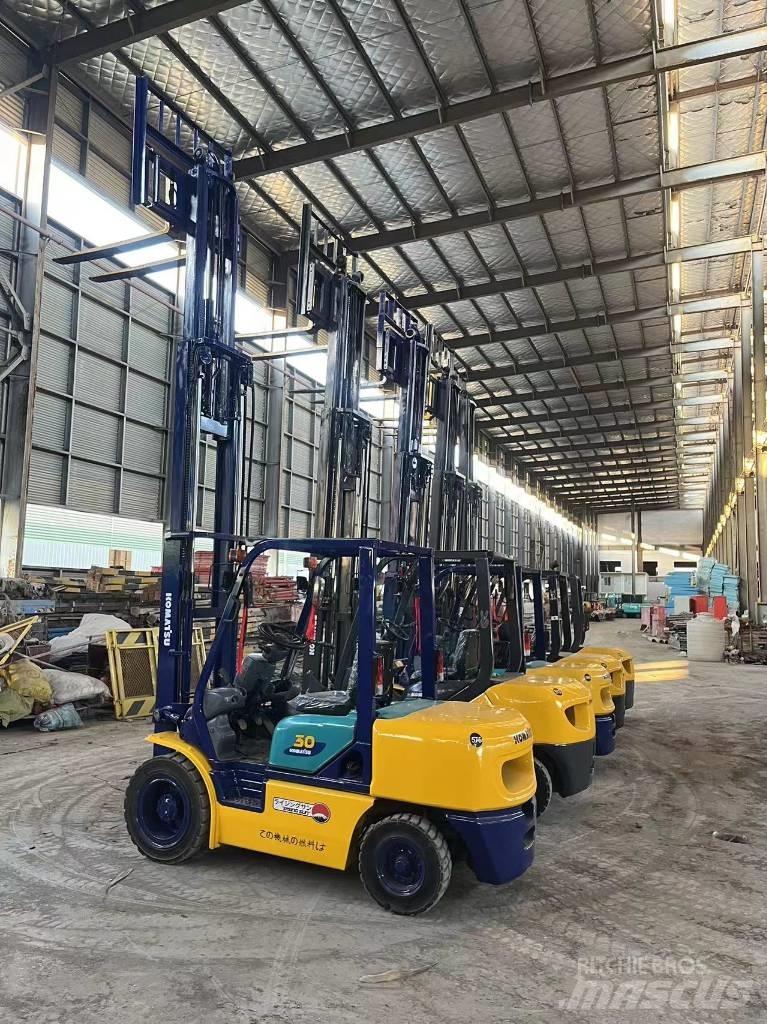 Komatsu FD 30 T-17 Dieselstapler