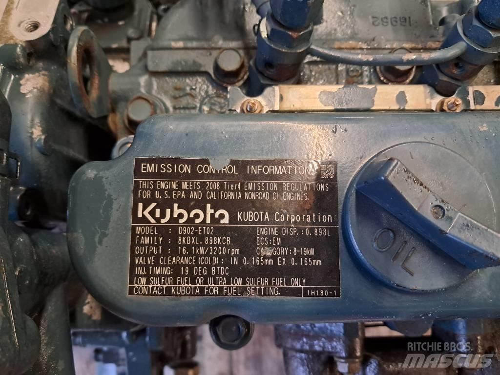 Kubota D-902 Motoren