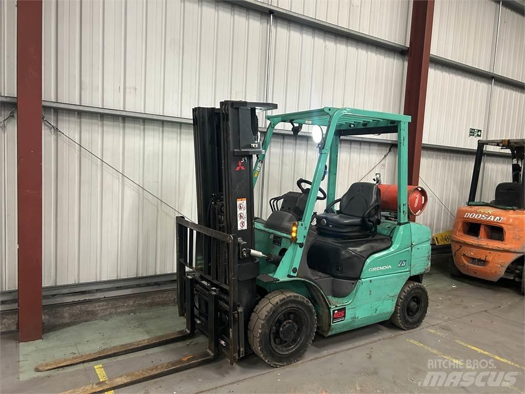 Mitsubishi FG25NT Gasstapler