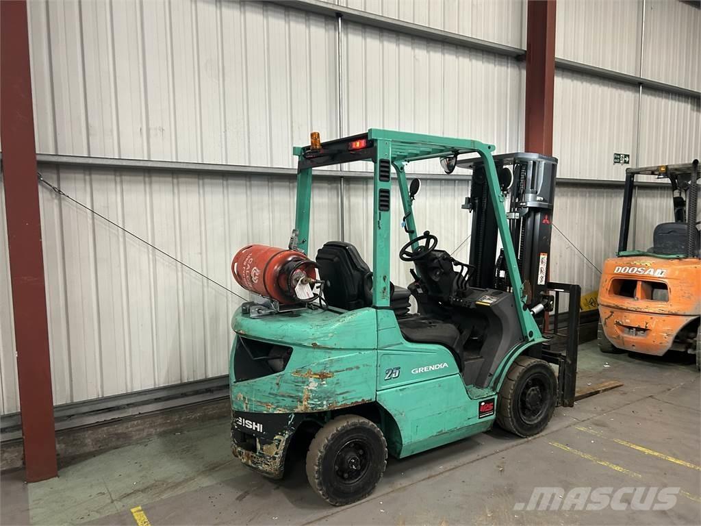 Mitsubishi FG25NT Gasstapler