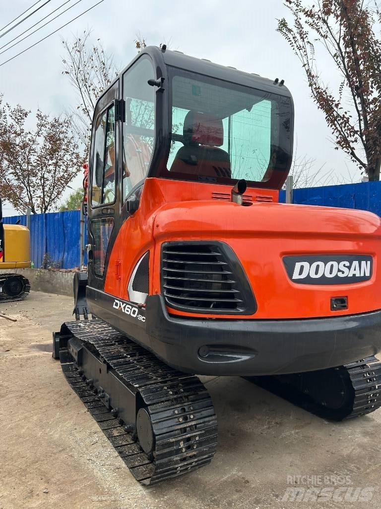 Doosan DX 60 Minibagger < 7t