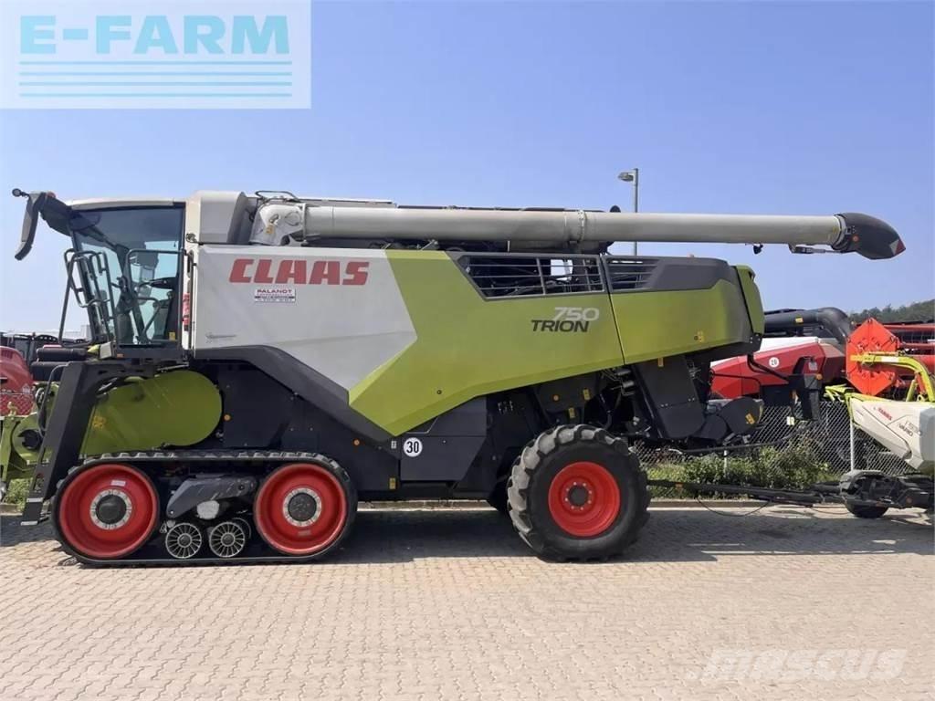 CLAAS trion 750 tt Mähdrescher
