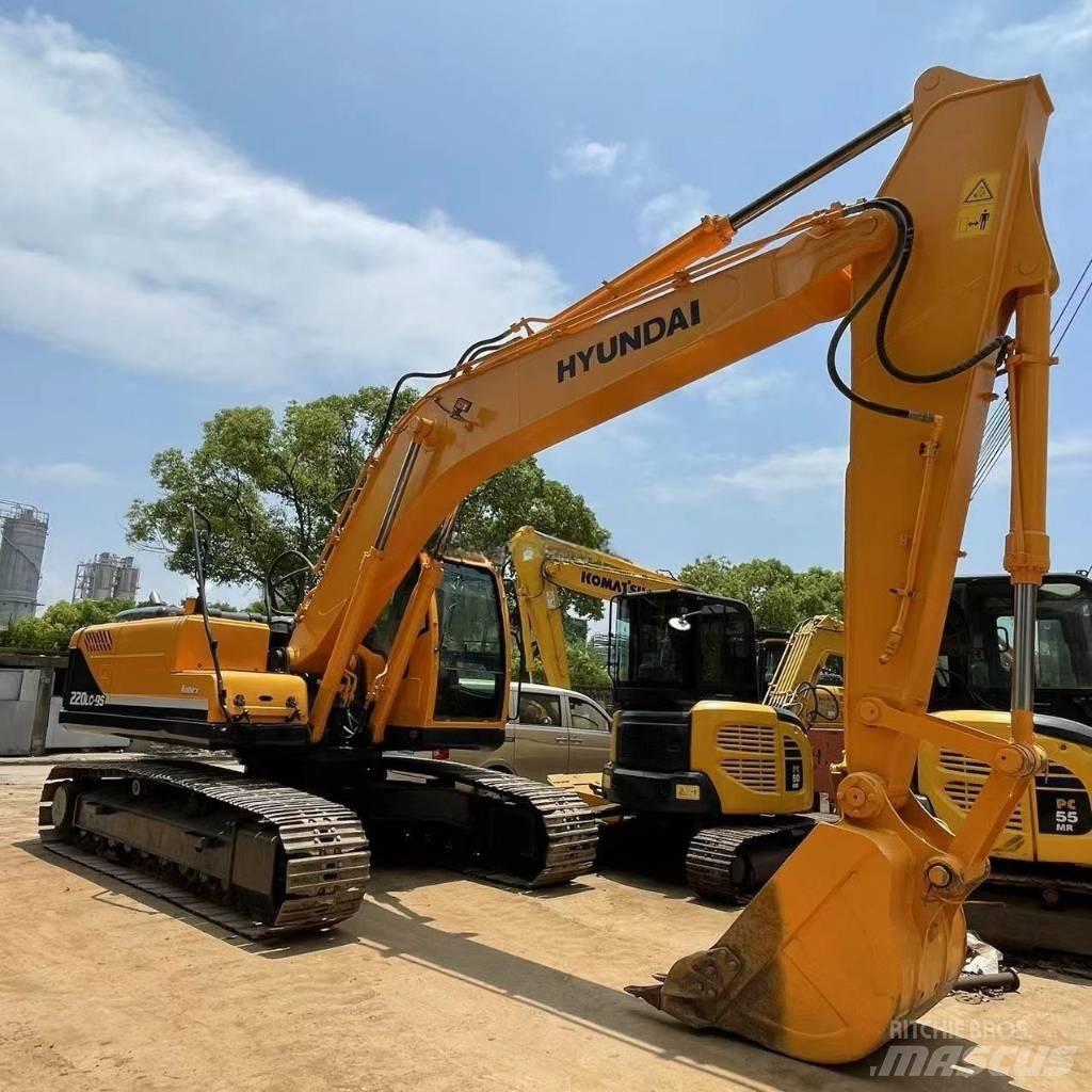 Hyundai R220-9s Raupenbagger