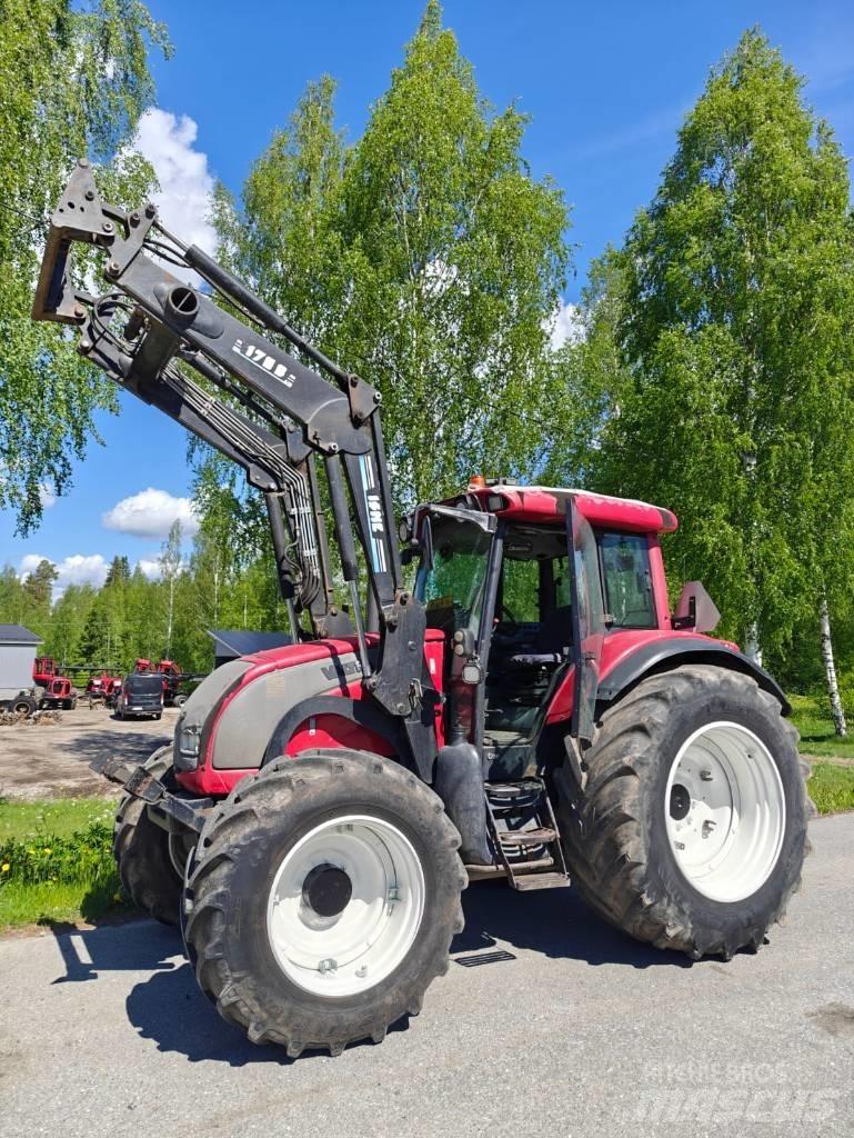 Valtra C 150 Traktoren