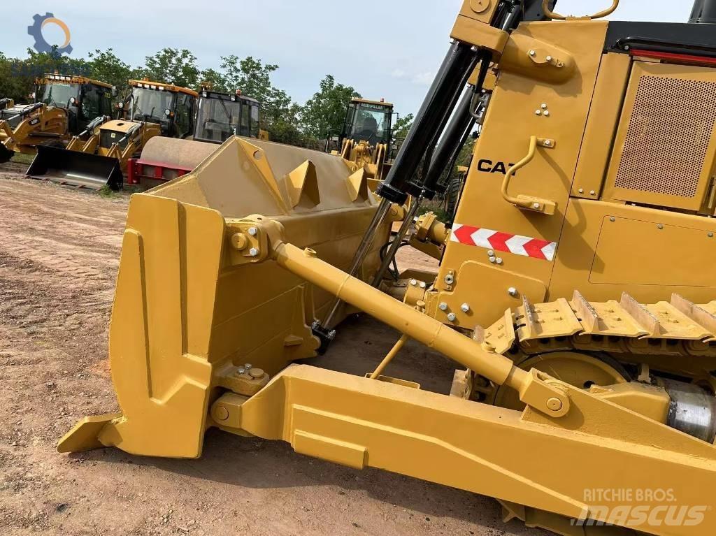 CAT D 8 R Bulldozer