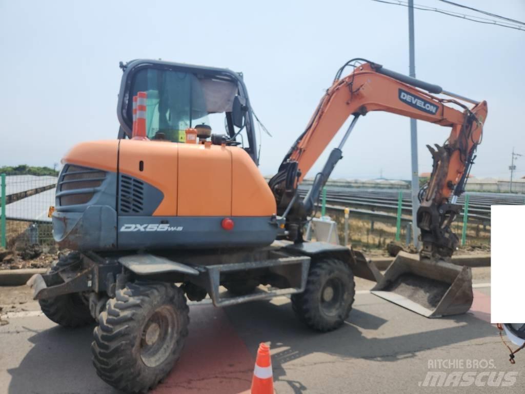 Doosan DX 55 W Mobilbagger