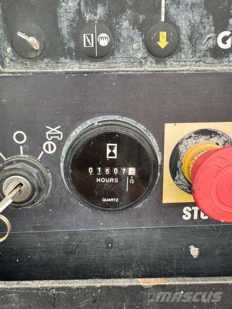 Genie GS 2669 RT Scheren-Arbeitsbühnen
