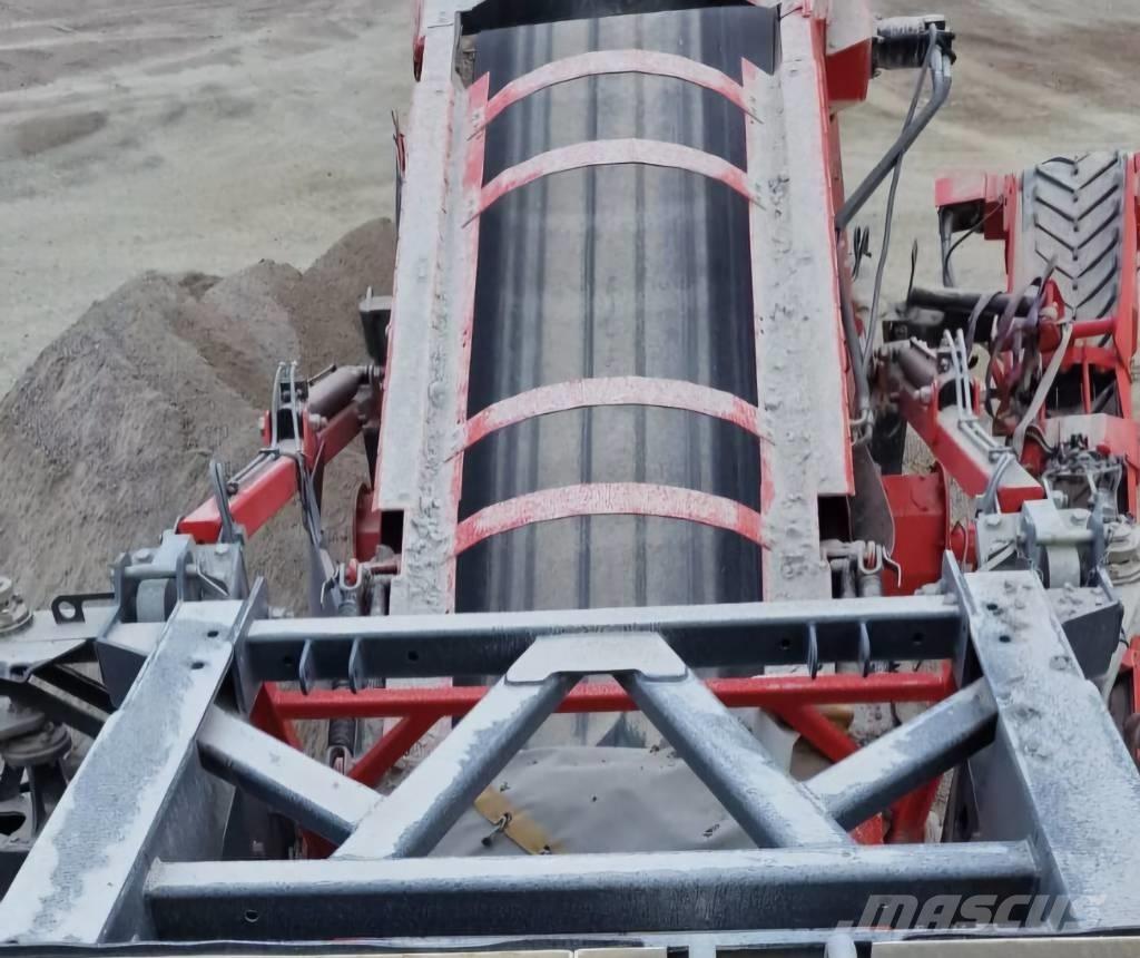 Sandvik QH 332 DDHS Mobile Brecher