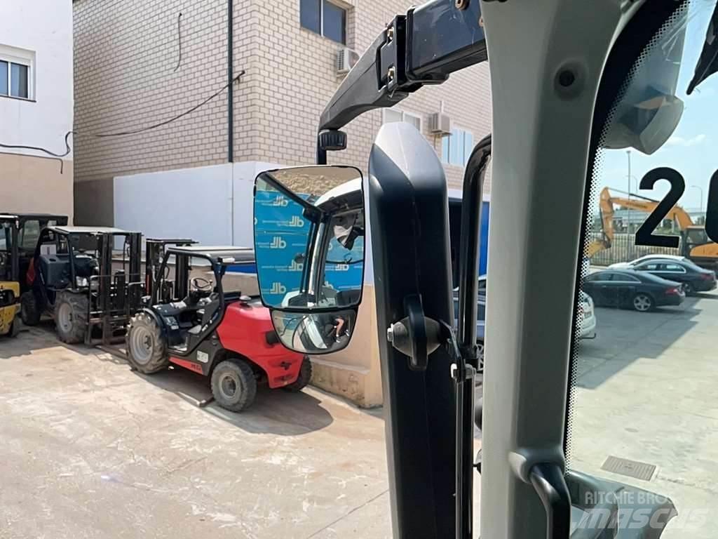 Valtra T174E Traktoren