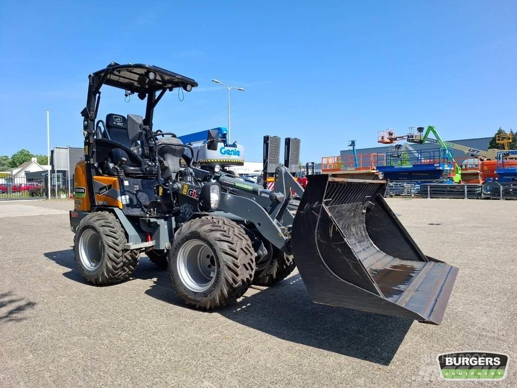GiANT G1500 X-TRA Minilader
